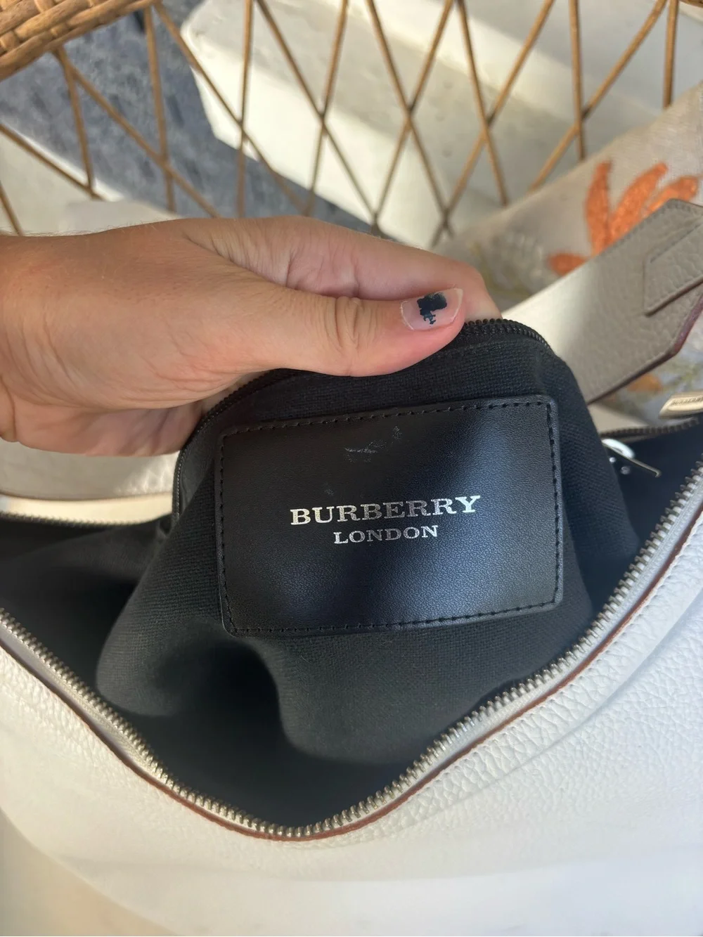 Burberry London white pebbled leather hobo shoulder bag white